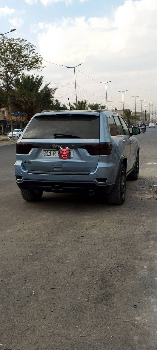 جيب لاريدو 2012فول مواصفات اوفر لاند جنطه كهربائي دفع رباعي تحكم ثلاجه بجم زنون محرك كير صدر تبريد كامله صدر جديد تخم تايرات جديد بيها قطع صبغ ابيع احزام سعرها 147 وبيها مجال مكان بغداد حي او *********** علي
