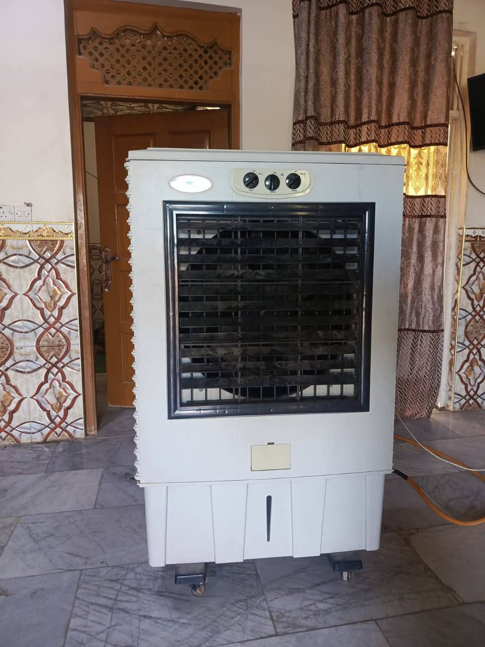 السلام عليكم
مبردتين للبيع شغالات سعر الوحده 120


**إذا كنت صاحب هذا الإعلان وتريد حذفه لأي سبب، رجاءا أرسل رسالة إلى الدعم الفني**