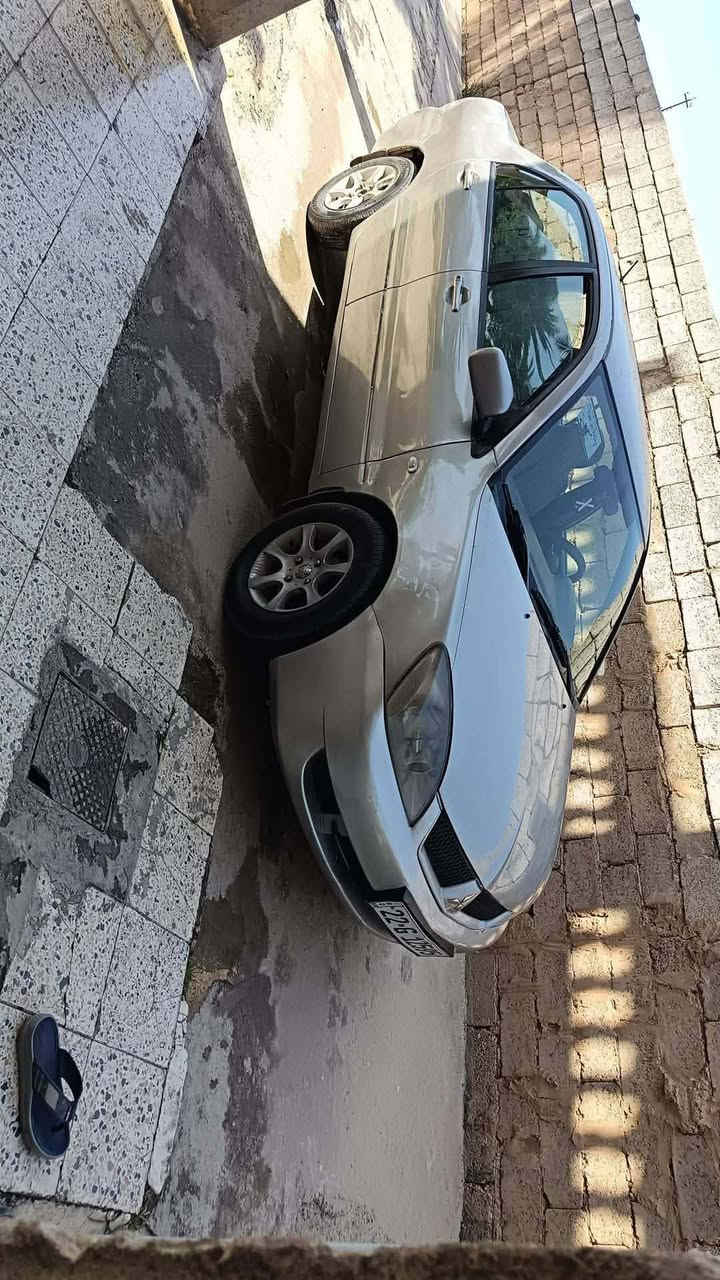 يالله سياره مسبوشي لانسر للبيع كير ومحرك وحدادبه خير من الله تخم تاير جديد تبريد شغال سياره ماببها ضرر عداء شبر بلصنوك فقط مصبوغة حزام تحويل مباشر السعر ٧٠ مكان السياره الضلوعيه مكلف بنشر ***********
