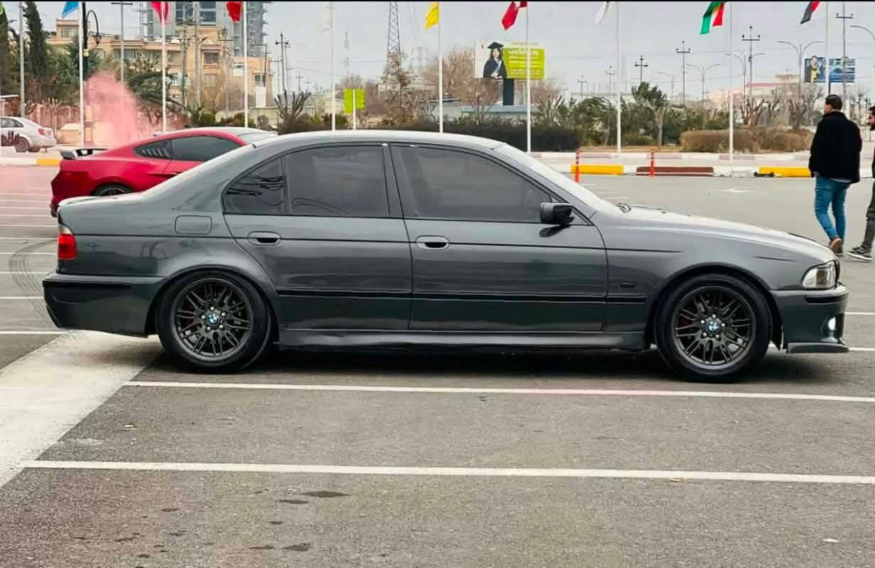 BMW
سەقەر ئاڕم پاسیک هەولێر مۆدێل 1999 مەکینە 528سەقەر  گێڕ و مەکینە بەشەرت کارەبای بەشەرت کوشن جلدو هیتەر بەرەدرگاو ناوی لۆک سەیارەکە ٢٥٠مەسرەفی نیە کامل بۆیاخە لەسەر ساخی هەموو گیانی بەشەرت سحری58گەڵاو محامەلە شوێن سلئمانی *********** السليمانية, العراق
