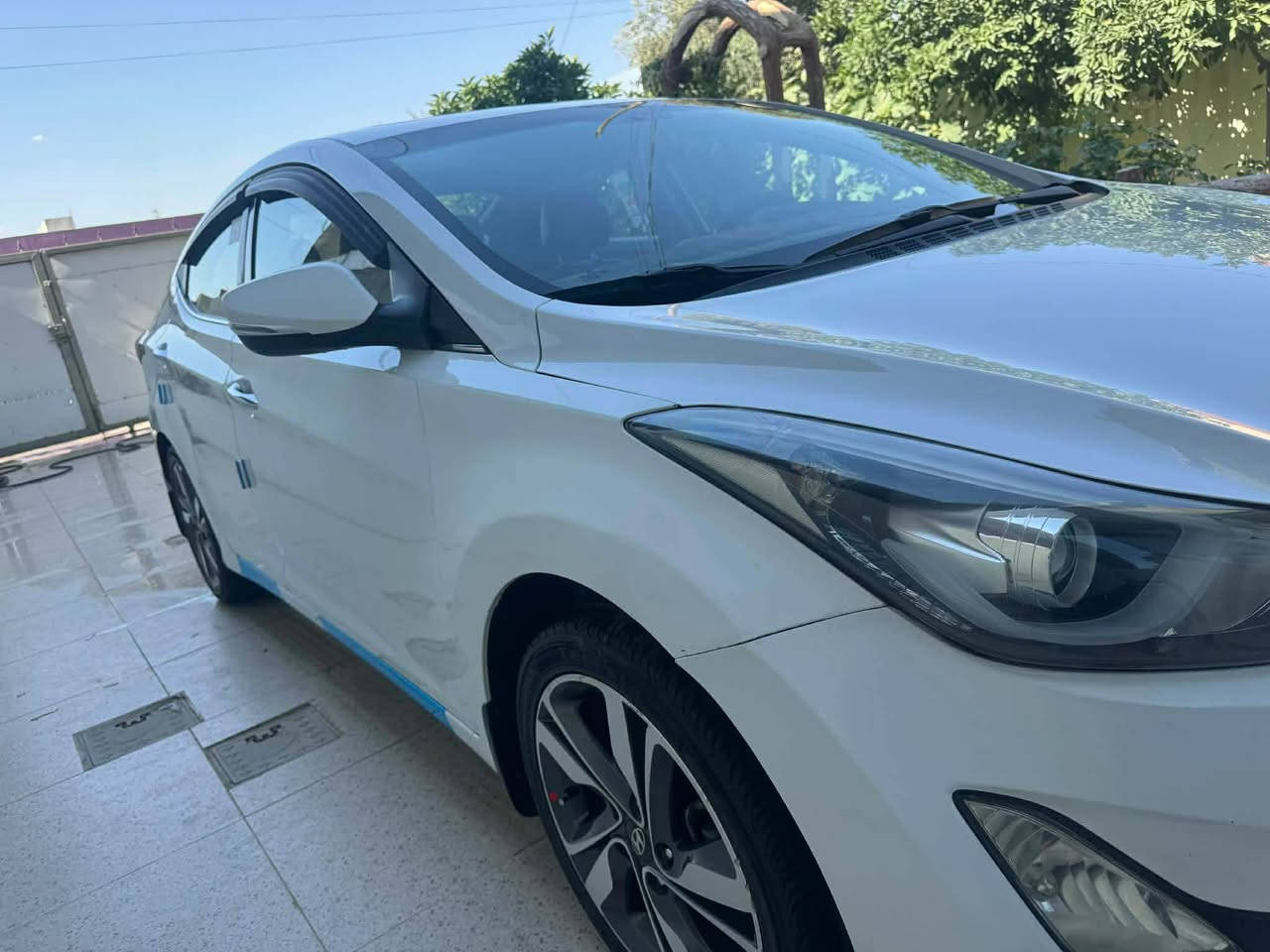 هيونداي النترة موديل 2014 فول مواصفات GLSمحرك 18المرغوب /رقم اربيل تحويل او وكال سنويه ساقطه صار شهر
الموصفات 
سلايت
بصمه 
كشن وستيرن هيتر
كشن جلد 
تبريد قطعتين 
لايت ليد عدسه زينون البجم كله زينون
٥ ويل وتايرات جديدة
ماشيه ١٣٠ 
بدون صبغ ٣ مكانت صغار تعديل بارد بدون شخط بدون رصعه 
 كير مكفول محرك مفتوح شرط لا بخار ولا صرف ولا تنقيص
السعر /133$وبيه مجال شي قليله
هـ/*********** تكريت, صلاح الدين
