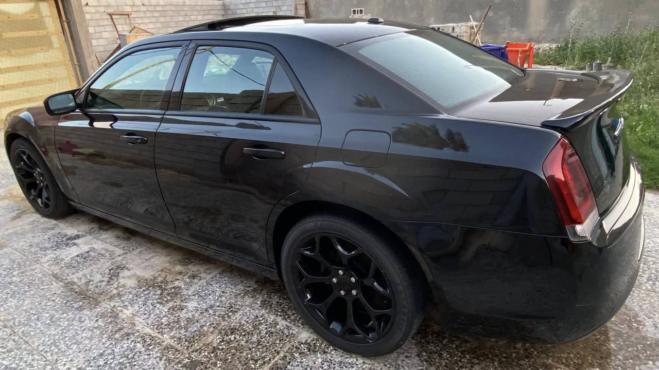 كرايسلر s300 2017
 مراوس او بيع 
وارد كندي كلين 
كفالة من الحادث 
بيها فقط الي بالسونار بالمنشور 
فول مواصفات 
مكاني البصرة 
واتساب ***********
السعر 235
