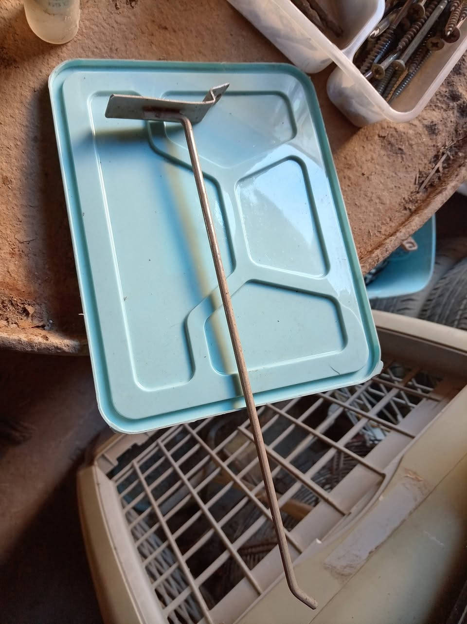 السلام عليكم غراض للبيع
شخاطه حديد ٣ سم الطول ٦ متر عدد ٤
سعرهن ٥٠ الف
____________________________
جك عدد ١٠ الماني ثقيل سعر التك ١٨ الف
ما موجود بعد منه عمره ٢٥ سنه او اكثر
___________________________
صونده زراعيه طولها اكثر من ١٠٠ متر
السعر ٣٠ الف
____________________________
هوك تعليق العدد ٢٥٠ قطعه
سعر القطعه ٢٥٠ دينار
____________________________
سلات عدد ٥ كبيره وعدد ٦ اصغر
سعر القطعه ٤ الف
*********** طويريج
