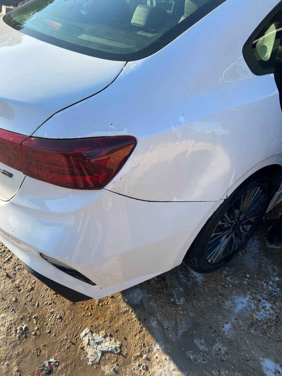 فورتي جتي لاين ابيض رقم بغداد بسمي ماشيه 21 بدون ايرباك بجم كبس حادثها قبق صندوق صبغ بيع فقط مكاني بغداد السيديه السعر165 موبايل ***********
