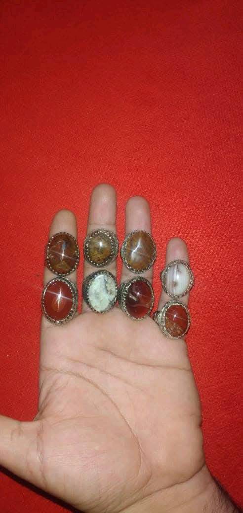 البيع شلع وفرد سعر مناسب خواتم قديم شغالات فول  مخطوطه روحانيه قويه الحجر مالهن وبيهن صياغه ثقيله سلجوقي ويدويه  كلمن وسعره  سوار فضه شاكرات  وكلايد  قديمه روحانيه وصره غزال فواح عطر مسك دام كلمن وسعره فقط اتصل على الرقم *********** رايدهن فقط علا الاتصال مامتواجد علا فيسبوك جادين فقط  وشراي احتى الاتعبني ولاتعبك ماعندي توصيل من رخصه الادمن المحترم وافق ربي يوفقك بغداد المكان
