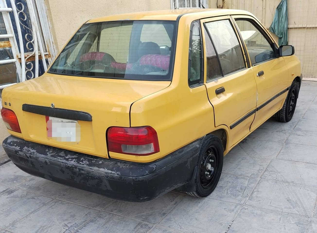 سلام عليكم 
سياره سايبه موديل 2015
رقم واسط محرك وكير وتايرات حداديه كهربايات 
سياره كفاله عامه 
شواصي مابيهن شي 
مكان سياره الديوانية 
سعر ب35
/***********
