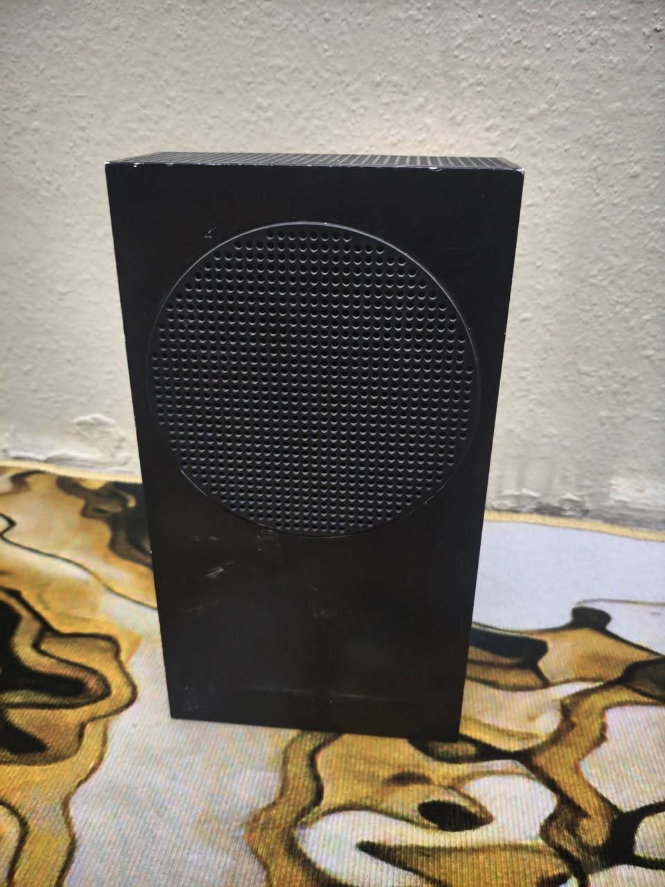 اكس بوكس سيريس اس للبيع مصبوغ الغلاف مالته اسود جهاز ما متعوب للبيع 175 قفل محتاج فلوس جاي ابيعه تجي تفحص بيتي عنواني بغداد شقق الحبيبيه ***********
