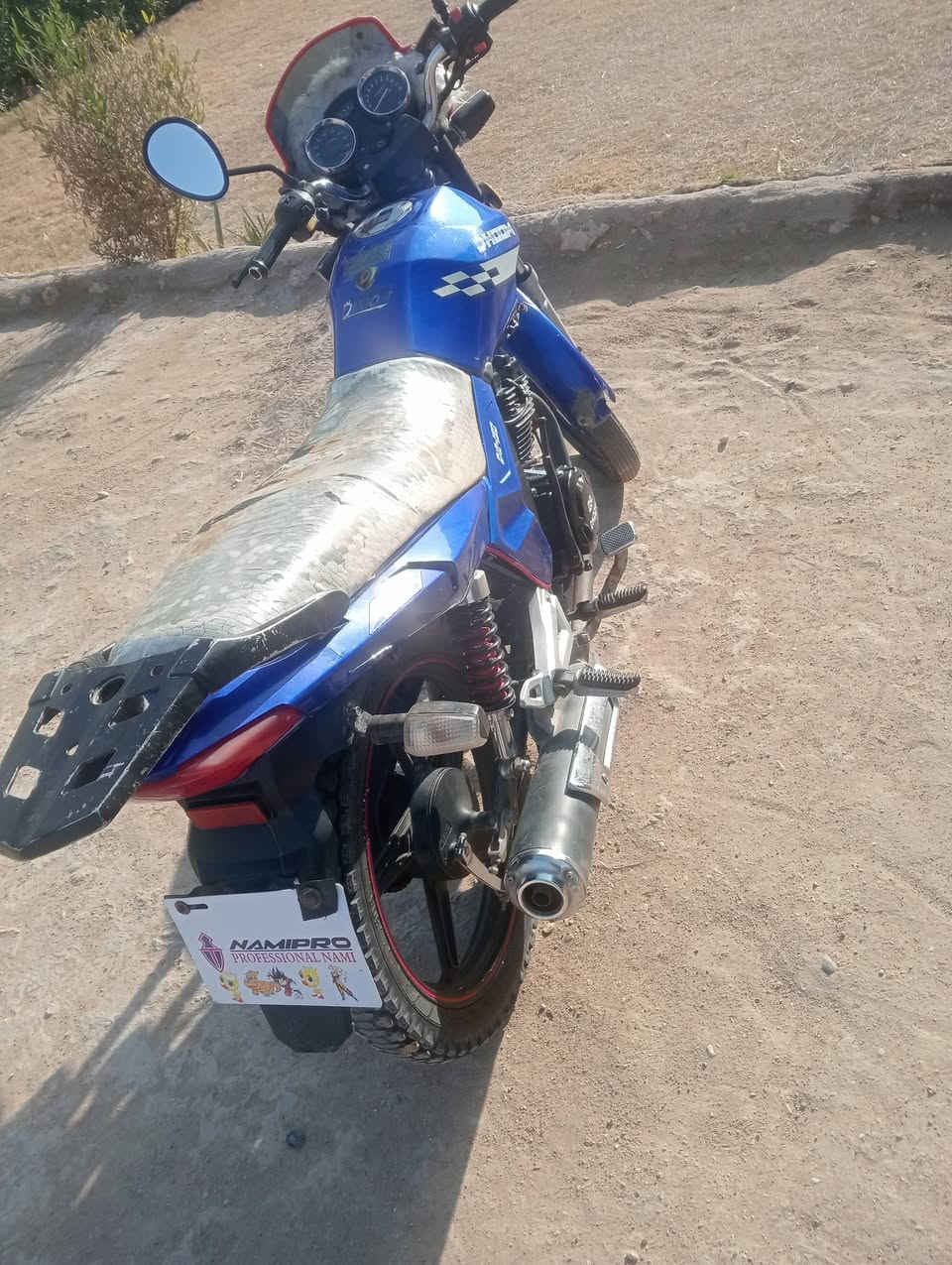 موطور سايم للبيع موديل 16 مابيه لورقه شراي يجي خاص اسعر 650الاف بي مجال بصيط


**إذا كنت صاحب هذا الإعلان وتريد حذفه لأي سبب، رجاءا أرسل رسالة إلى الدعم الفني**