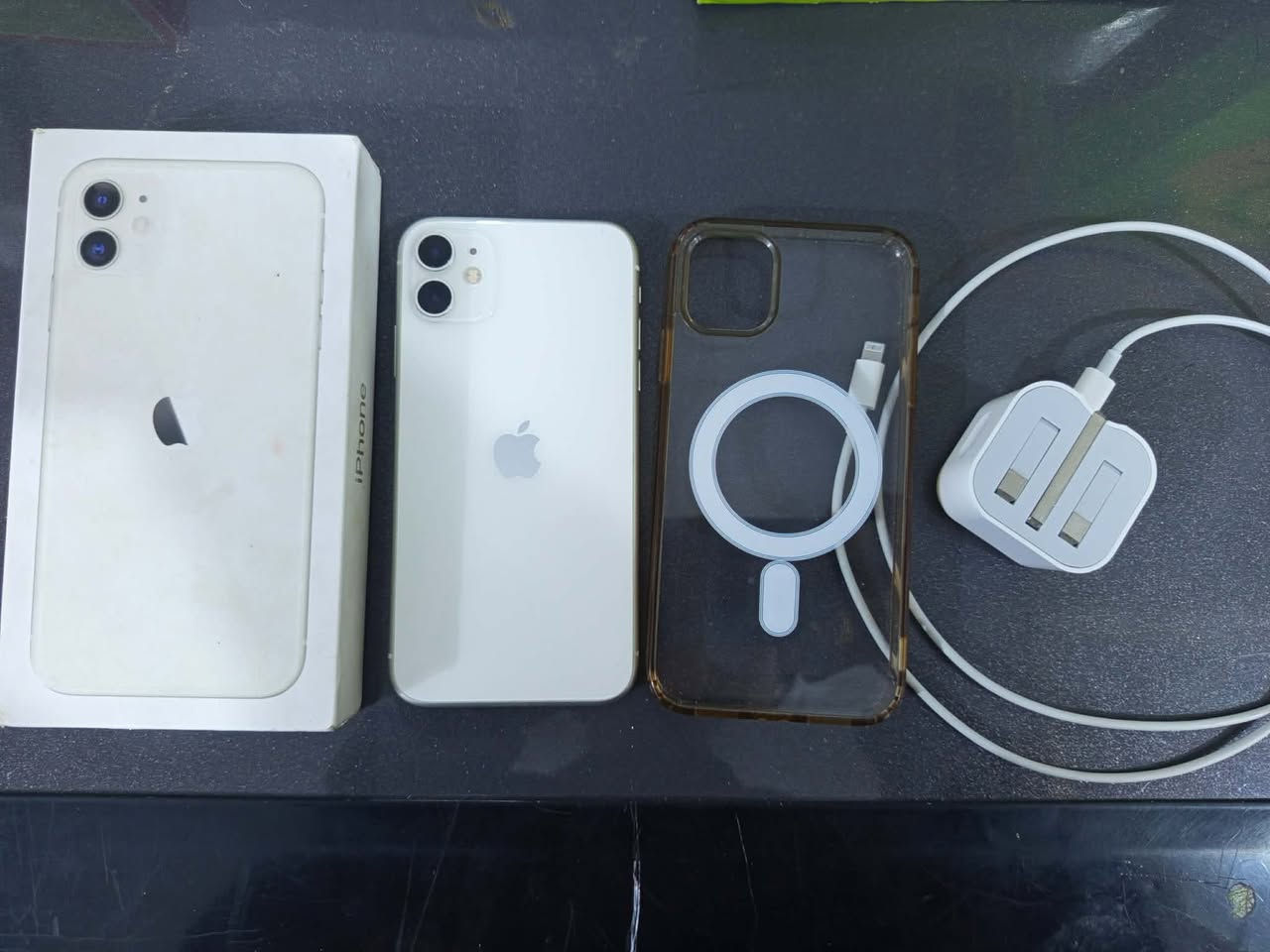 11 عادي للبيع كامل ملحقات شاحنه كارتون لون ابيض كفرات 2 شرق اوسط ذاكره 128 بطاريه 83 ابلادي مفتوح شرط الفحص السعر خاص


**إذا كنت صاحب هذا الإعلان وتريد حذفه لأي سبب، رجاءا أرسل رسالة إلى الدعم الفني**