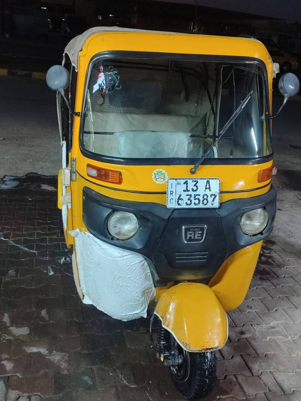 سلام عليكم تكتك موديل 20 شهر الرابع رقم نكليزي جديد مكينه مفتوحه بدي بي طخات لاصبغ ولامعجون بفقط بارد زغير بلغد تكتك هسه معمره جادر جديد جاملغات جديده باتري جديد دوشمه تايرات جدد السعر 6 بيهه مجال خاص موجود الاستفسار   ***********
