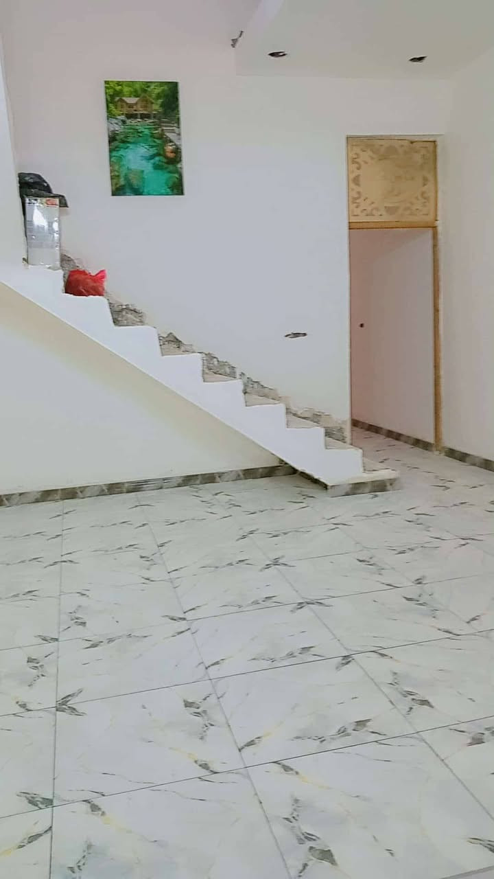 ✨🏡 أمير وتوت للأستثمار العقاري 🏡✨
📏 المساحة: 125 م²
📜 طابو زراعي | سند 25
🛠 تبليط كامل + مجاري + ماء + كهرباء

📍 الموقع: البكرلي الرابعة، قرب القاعة – منطقة هادئة ومميزة 🌿

🏠 تفاصيل البيت:
🌞 منور واسع
🚿 مجمع صحيات متكامل
🛏 غرفة نوم مريحة
🛋 كلدور وصالة رحبة
🍳 مطبخ مجهز
🛁 حمام فاخر
🚗 طارمة مميزة لدخول السيارة

⸻

📞 للتواصل والاستفسار:
***********

🔗 روابط التواصل الاجتماعي:
✨ واتساب: اضغط هنا للتواصل
✨ فيسبوك: تابعنا
✨ انستغرام: اضغط هنا

🌟 أمير وتوت – الاستثمار العقاري بأمانة واحترافية 🌟
