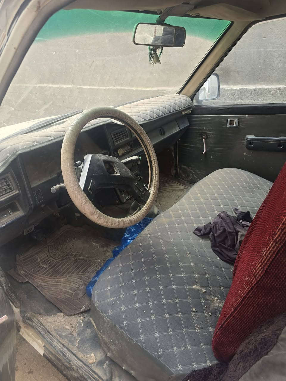 سلام عليكم بيكم موديل 85رقم اصفر بغداد سنويه عضم محرك ثري واي 4سلندر سيارة نكره سلف صاحبه الشرعي مااندله سيارة اصولي وليس كلك ابيع بدون راعي سعرها 15ورقة مكانه قضاء الغراف ***********
