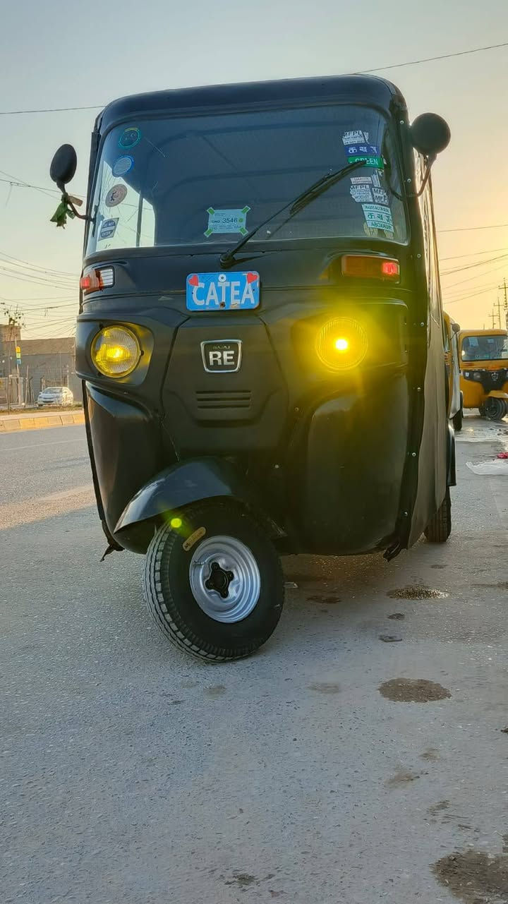 السلام عليكم تكتك موديل 16 مرقم سنويه نكليزي نضيفه كلش كفاله من الضربه محرك بلادي خير من الله تراي وين متريد اطلع تخم تاير ويل واحد وعشرين رايدها 4و500وبيها مجال ***********
