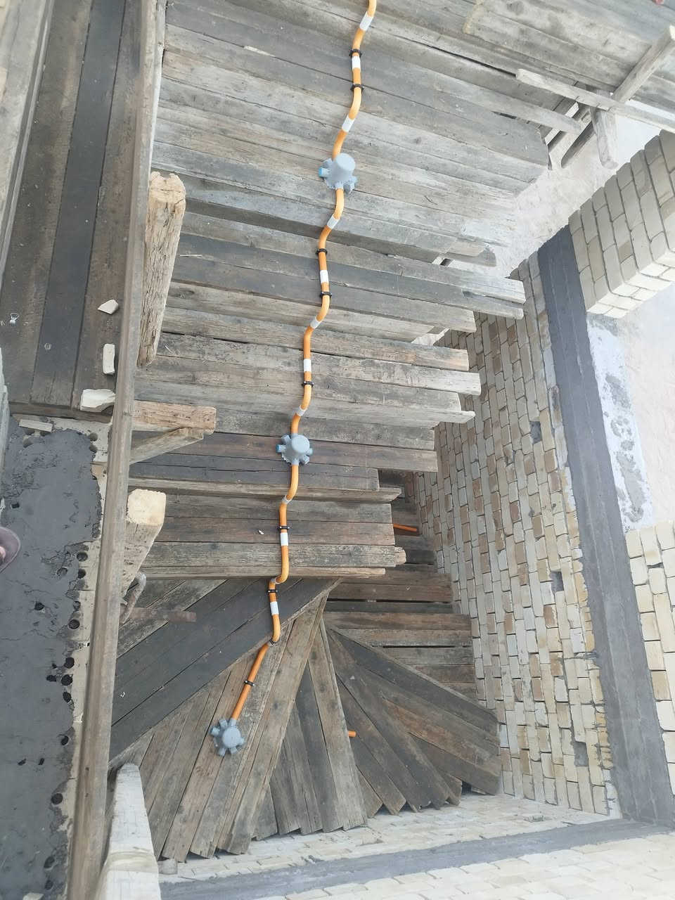 تم اكمال شبكة سقف في منطقة حي بغداد المساحة 200متر تفاصيل العمل 1_منظومة انترنيت  2_منظومة TV 3_منطومة كامرات 4_منظومة سبالت 5_منظومة بلك سويج منفصل عن الإنارة 6_منظومة إنارة منفصل     مستعدون لعمل كافة التاسيسات الكهربائية كادر ال فارس التواصل واتساب ***********

✅✅✅
