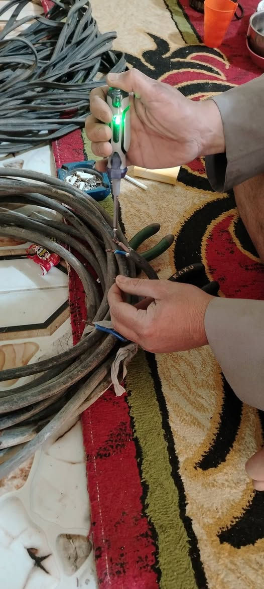 السلام عليكم كيبل الطول 14 متر وشويه مال وطني واير62 مال وطني سعر الكيبل 50 الف الواير 120 الف ***********
