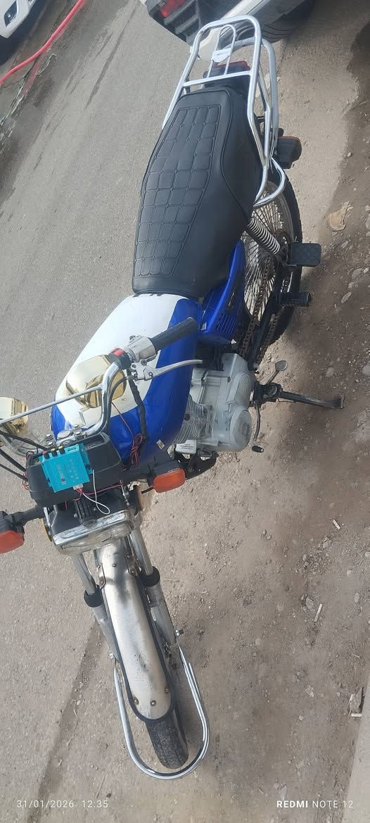 السلام عليكم عندي دراجه للبيع محرك 19 بلادي وموديل 19 كله على البلاد محرك ما مفتوح بسى*********** السعر على الخاص واتساب
