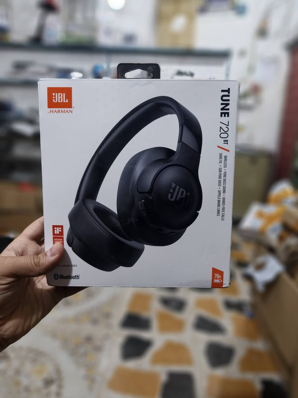 حبايب السماعة JBL الاصلي سعرها 40 
امانة بيها عزل مو طبيعي وتنربط بالموبايل برنامج خاص لها
76 ساعه شحنها


**إذا كنت صاحب هذا الإعلان وتريد حذفه لأي سبب، رجاءا أرسل رسالة إلى الدعم الفني**