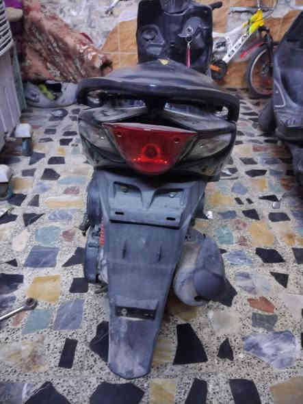 السلام عليكم
ماكس مضلع لبيع كلها شغاله ماعده الكيج كيلو متر 
ما يشتغل 
الباقي كله شغال لايت عالي ناصي
اشاير 
سكن 
ملاحضه القايش مكطوع وماعدي وقت اسويه ابيعها عله هل حطه 
سعرها 400وبيها مجال لطيبين 
رقم الهاتف ***********
