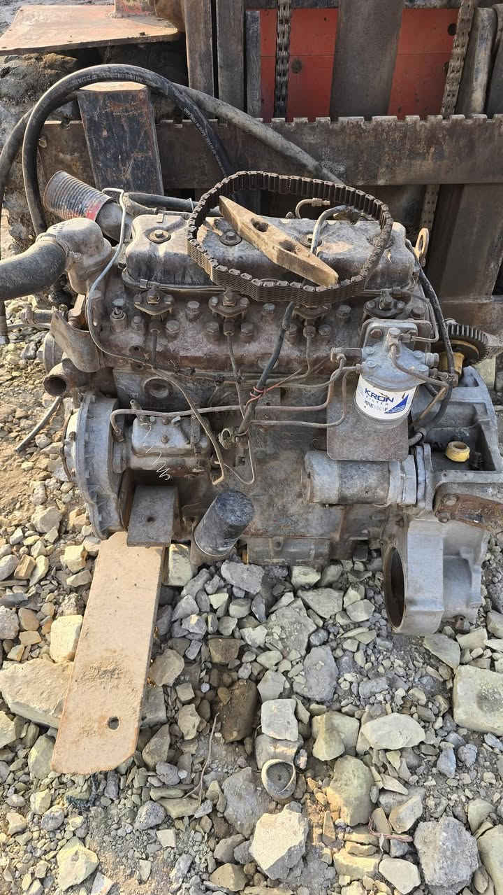 السلام عليكم شوكيه5طن هاليستر للبيع سعر مليونين ***********
