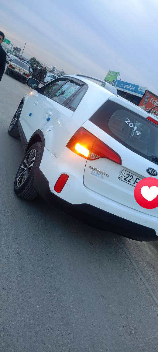 سيرنتو ١٤
محرك ٤ 
رقم اربيل سنويه لل ٢٩ 
مكفولة من صبغ وتبديل فقط بارد بيها  قليل 
عنوان موصل 
للاستفسار  
***********
***********
