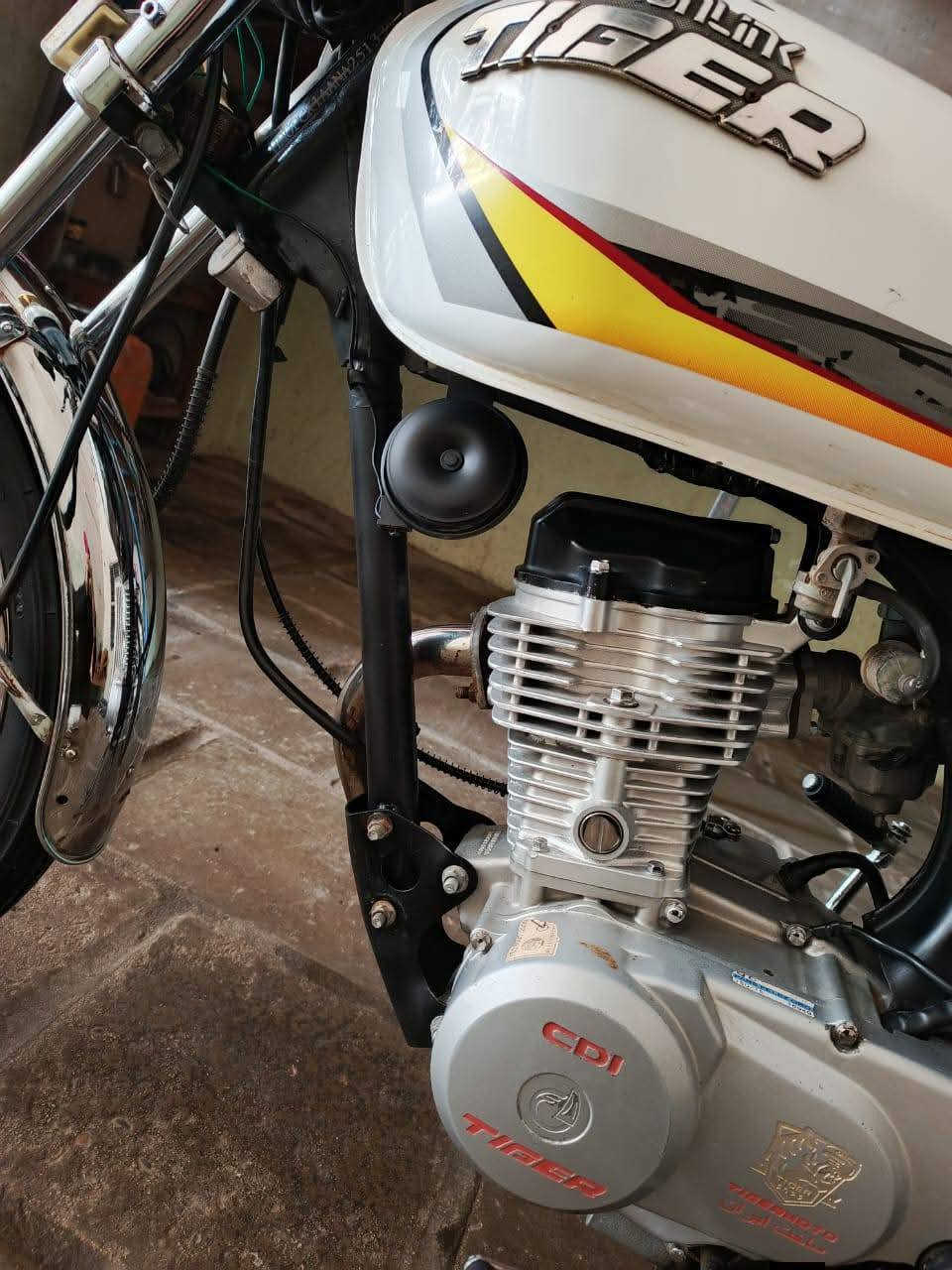 سلام عليكم اربعه كير تايكر اوراق اسكنر موديل 2022 مكفولة كفاله عامه محرك برغي ما مفتوح علا بلاد بيهه تخم تاير جديد كهربائيات كلهه شغاله دراجه كلش نضيفه وجاهزة مال جنيان مكانها الديوانيه تفاصيل اكثر أتصل خاص ماجاوب فقط تصال ***********
