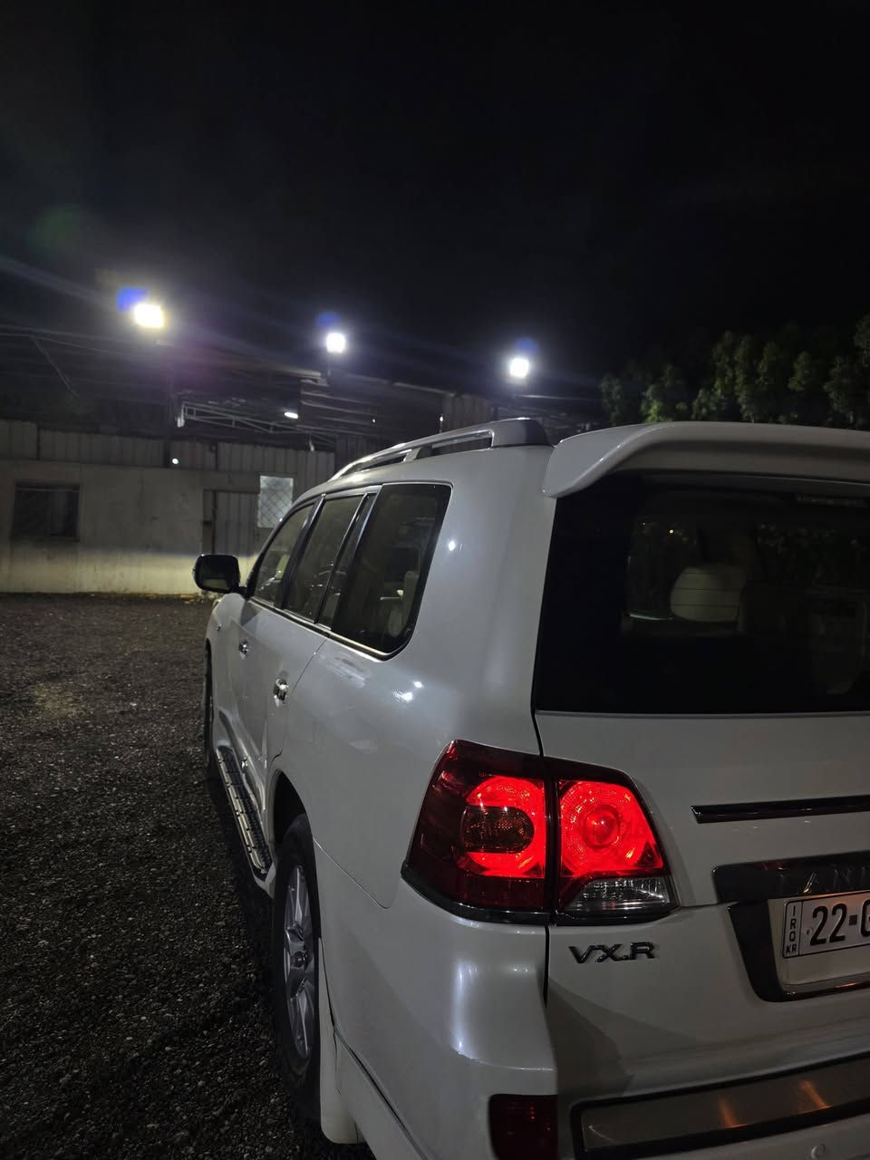 لاندكروز 2014 vxr اعلى فئة فول مواصفات
محرك 8 سلندر  4608cc
مكفوله من الصبغ والحادث والكير والمكينة مامفتوح بيها ثنين بارد بسيط فقط 
ماشية 170 الف كيلو اقل مشي بخواتها 
سعرها 358 ورقة
*********** اتصال او واتس اب

