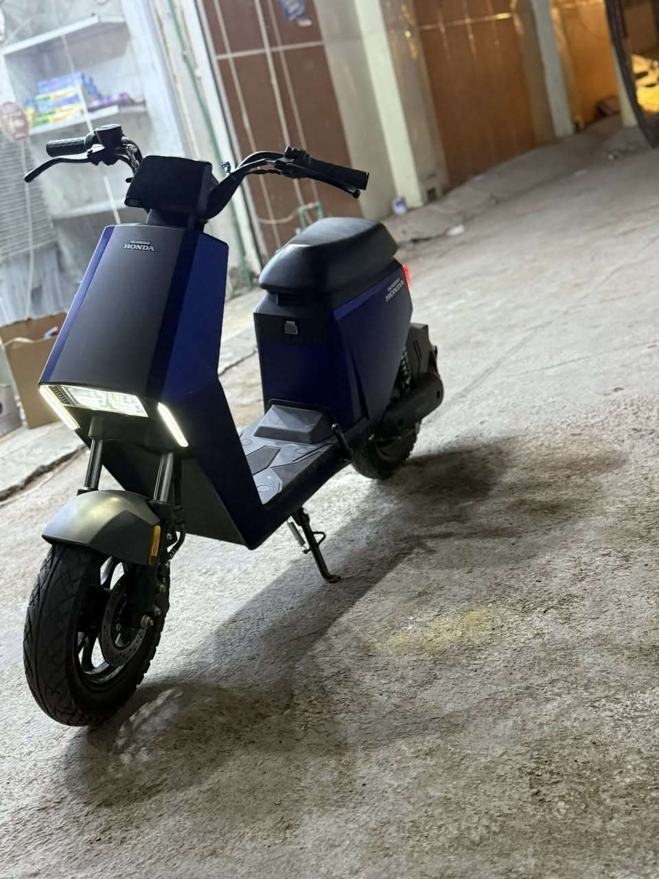 دراجه شحن هوندا ياباني ليثيوم سبع بطاريات السعر 850 بيه مجال الرقم ***********.    العنوان بغداد
