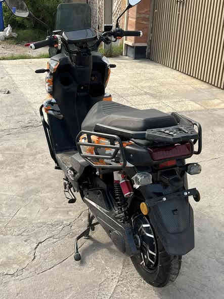 السلام عليكم دراجه شحن للبيع دراجه استخدام بيتي نضيفه شوف عينك دراجه مماشيه هواية بطاريات جدد 
المكان بغداد الكرخ 

‭0780 598 5807‬
