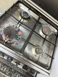 طباخ ب100ايطالي ميز طعام ب100كرسي هزاز ب100 جربايه طفل ب40ساحبه دهون ب...