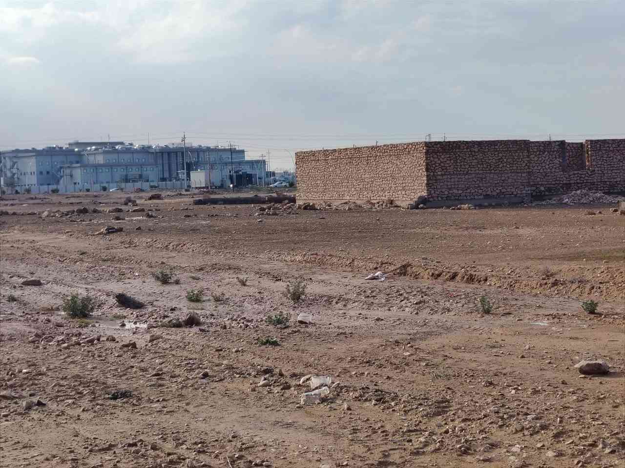 السلام عليكم
قطعتين طبك طابو صرف للبيع قرب محولة الكهرباء مقابل المستشفى الجديدة
الارقام القطع (1)9715(2)(9716)
المساحه الكليه 500متر
السعر خاص
للاستفسار على رقم ***********
