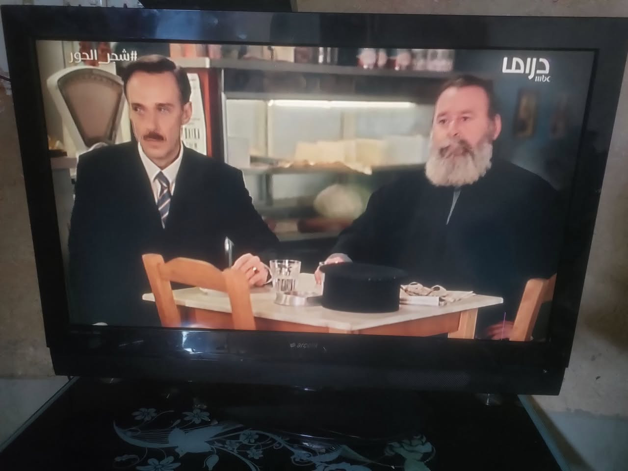 بلازمه حجم 52 بدون نت بيها 2 ريمون سعر 70 وبيها مجال قليل مكان كوكجلي مامتواجد علفيس ***********
