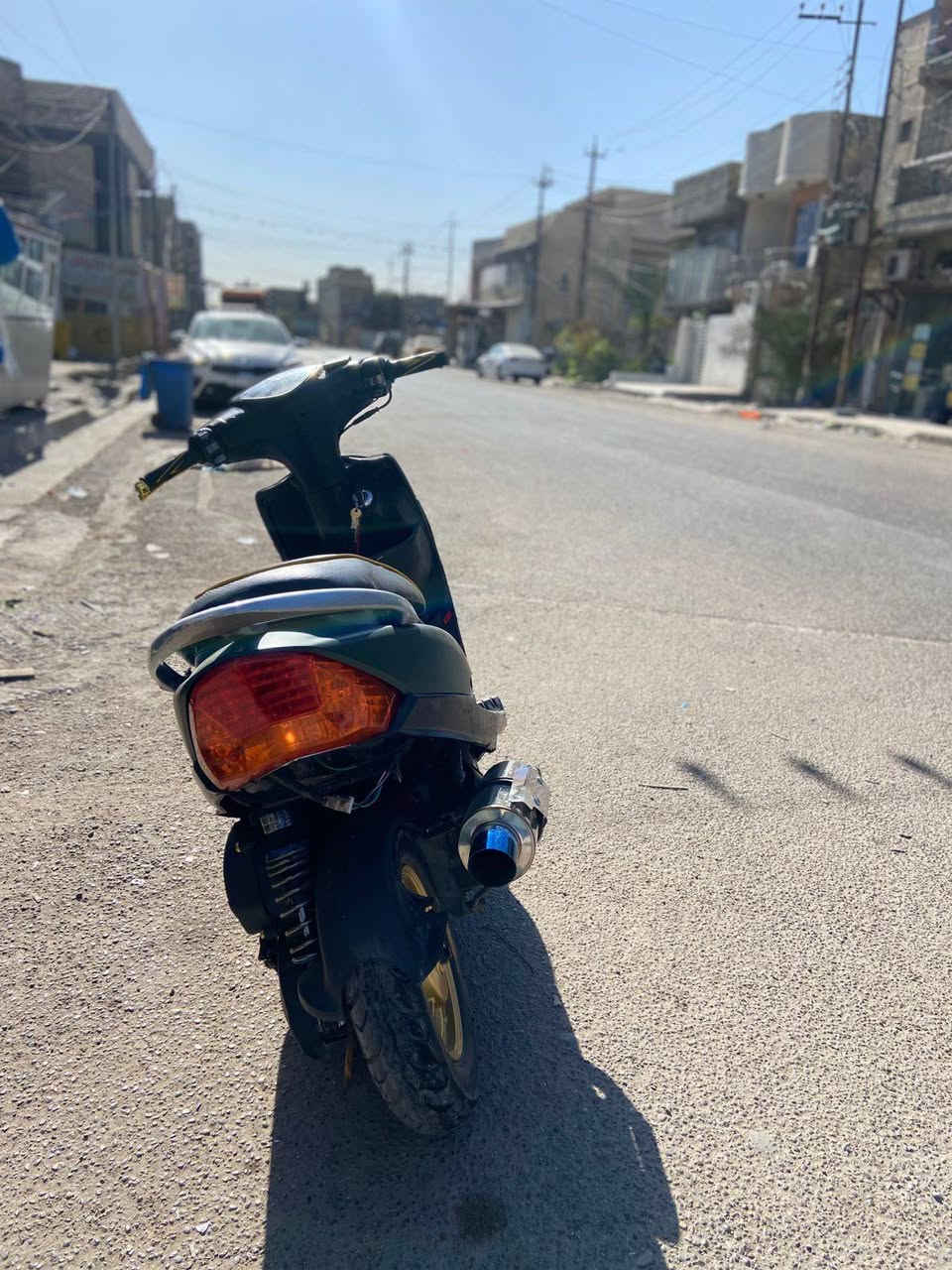 سلام عليكم ماكس عدله مزوده بوشه 55  الدراجه مصبوغه لون زيتوني طافي مكاني بلدديات سعرها 700 وبيها مجال ***********
