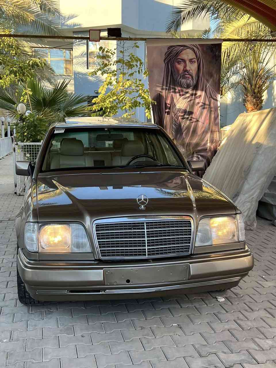 السلام عليكم
مارسيدس دب للبيع 
موديل 1991 
رقم بغداد صدامي  
سياره جديده محرك بلاد 
مصبوغة جمالية 
🔴بدون ضربة مكفوله فقط صبغ جماليه🔴

6 سلندر لاتنقص ولاتبخر   

🔥 حداديه جديده
🔥كشنات جلد
🔥سلايت فتحه سقف   
🔥كشنات كهرباء
🔥ريمونت تفتيح وتقفيل 
🔥اريل كهربائي  ع بس تفتح سويج 

 الله شاهد السياره بالحقيقه احله من الصور مال جناي تعال وشوف بعينك 

السعر 85
 العنوان النجف الاشرف  

📞 ***********
