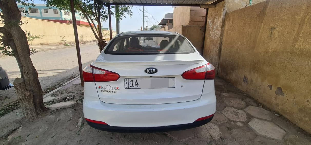 كيا سيراتو خليجي لون ابيض مديل 2015 بأسمي السعر ١١٩ البصرة
***********
