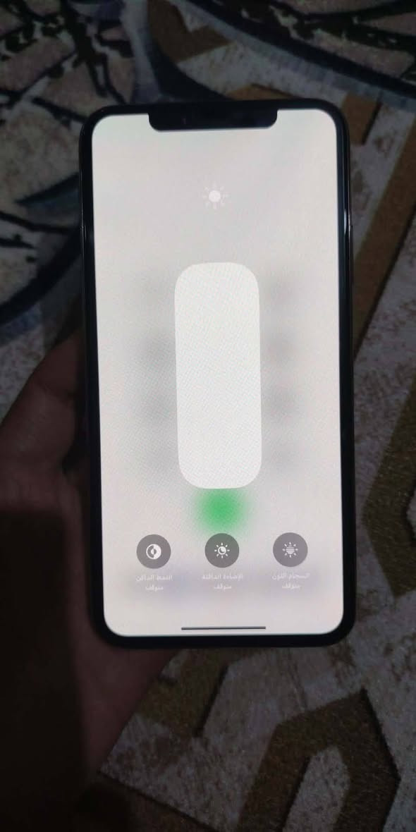 السلام عليكم شباب ايفون ١١برو ماكس نظيف كلش حد النظافة كلة شغال مبدل بطارية وشاشة من ابل وكالة بطارية ٨٣ فيس ايدي شغال سعرة نهايتة ٢٨٥ ***********
