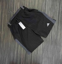 جديد • ملابس • للبيع