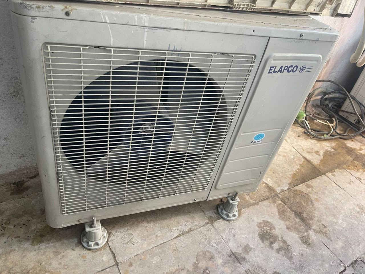 سبلت طنين للبيع كامل مع البواري كامل شغال عل فحص
سعر ٣٥٠   الشراي يتصل ويدلل مكاني بغداد
***********
