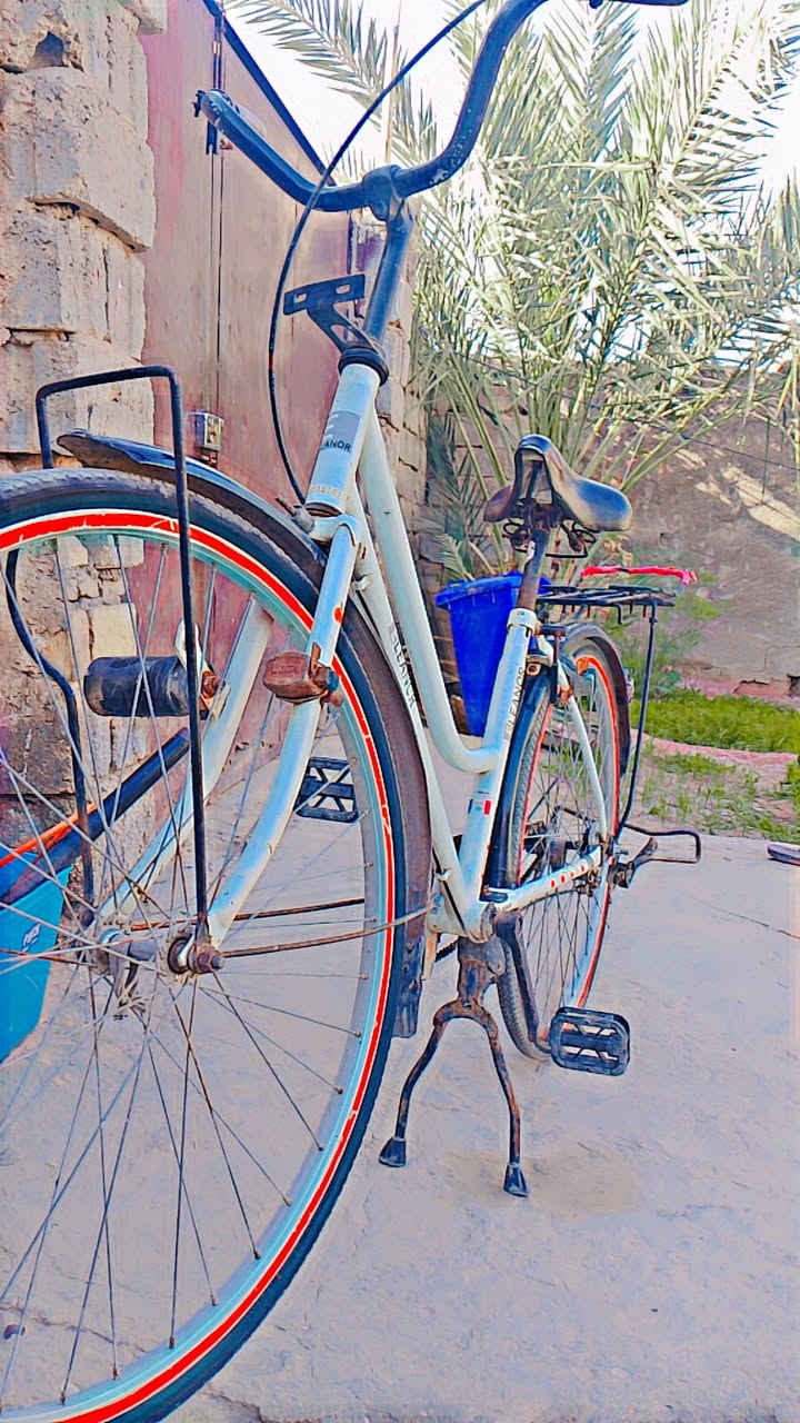 سلام عليكم باسكل للبيع حجم (26) باسكل نضيف و سعرة صدمة ب (95) وبي مجال للشراي و الشراي يجي خاص 💁


**إذا كنت صاحب هذا الإعلان وتريد حذفه لأي سبب، رجاءا أرسل رسالة إلى الدعم الفني**