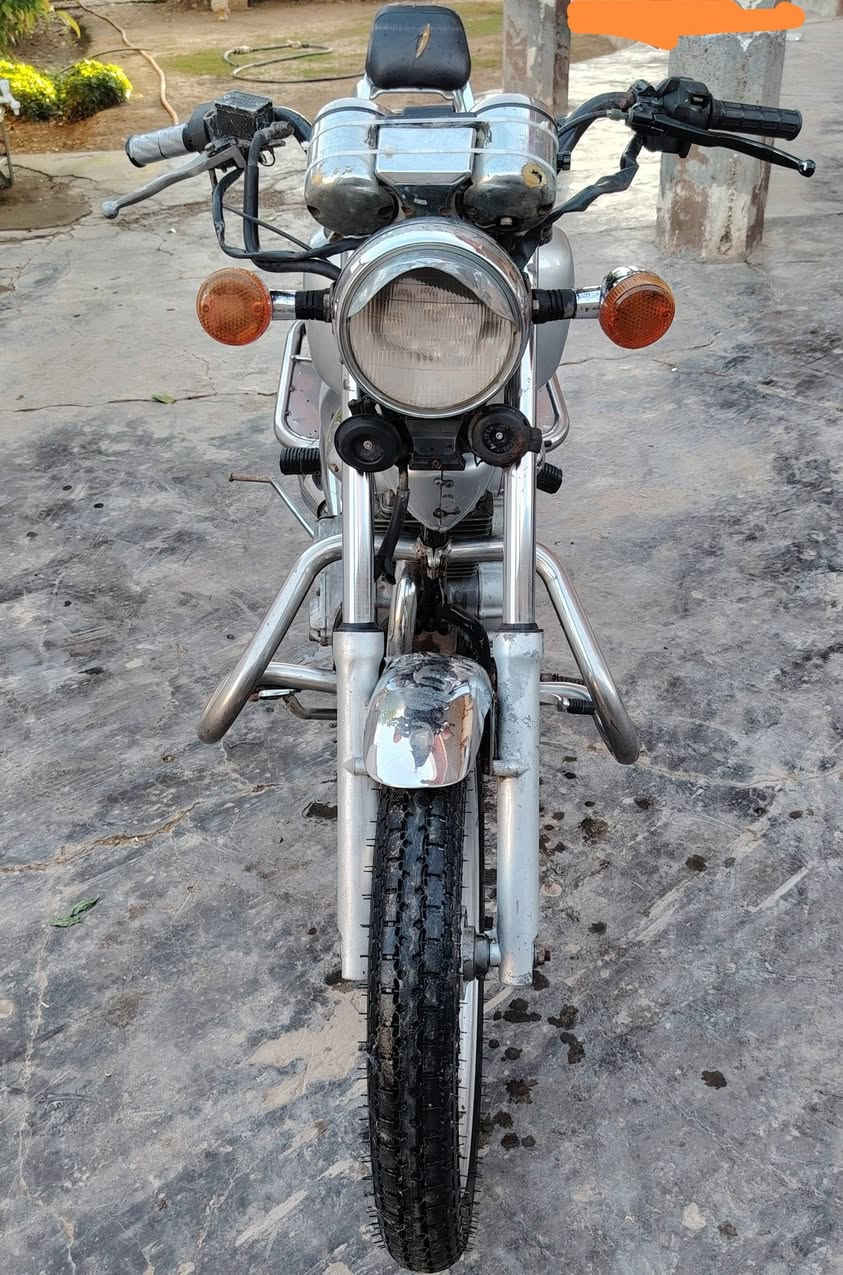 سلام عليكم ماطور دايلم للبيع  
ماطور شغال محرك كير فول كهربايات فول سلف هورن لايت عالي ناصي دبل اشاير كله فول محرك اني شديته ع ايدي جاهر وكامل ماناقصه شي السعر 480وبي مجال للطيبين اتصل وبيك خير ودلل المكان صلاح الدين الضلوعيه البوفراج ***********
