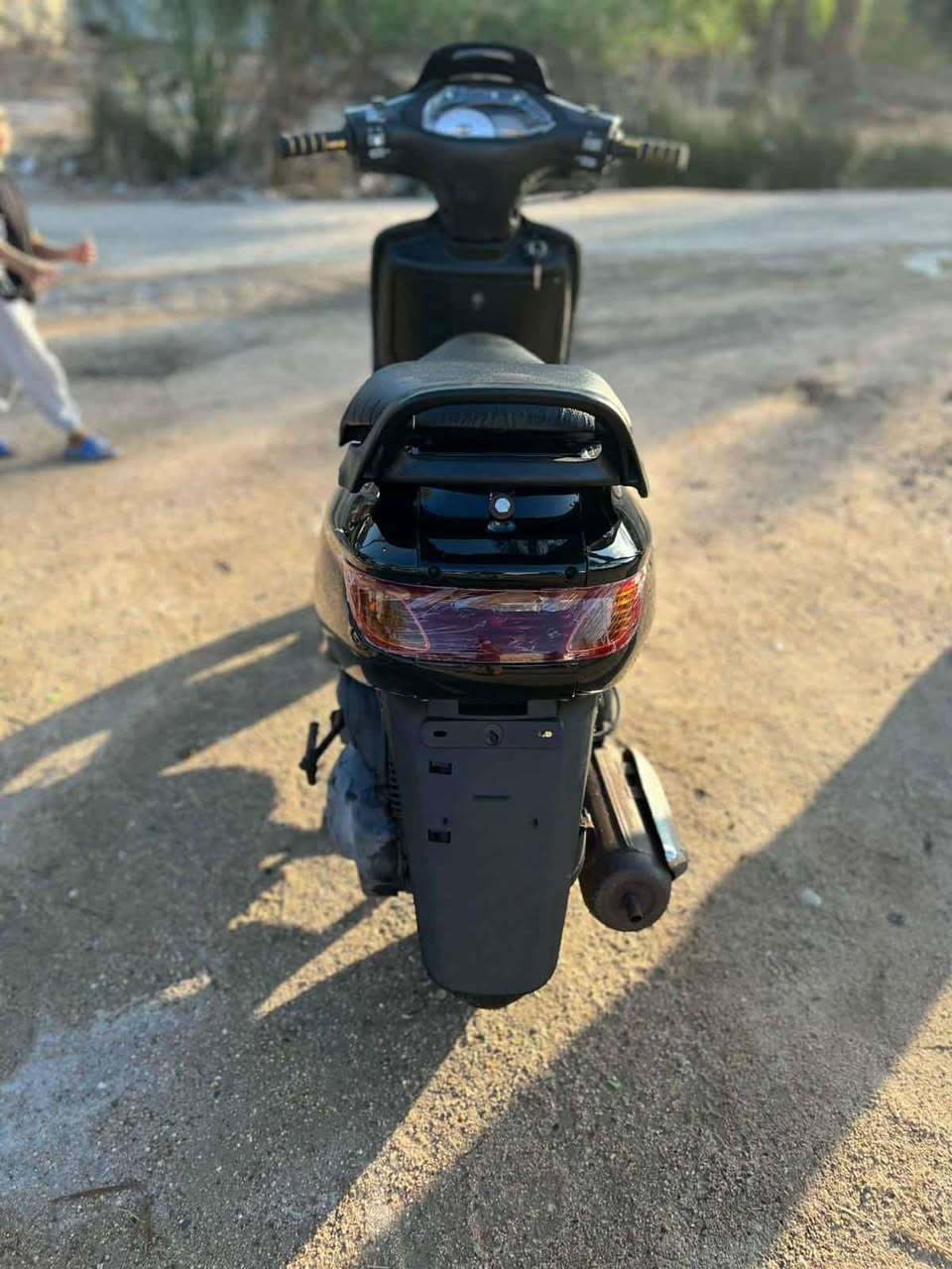 سلام عليكم دراجه فراشه فحل دسك حاويه كهربائياتهه كلهه شغاله سلف وهندر مكاني بني منصور الحده للستفسار ع هاذ رقم ***********
