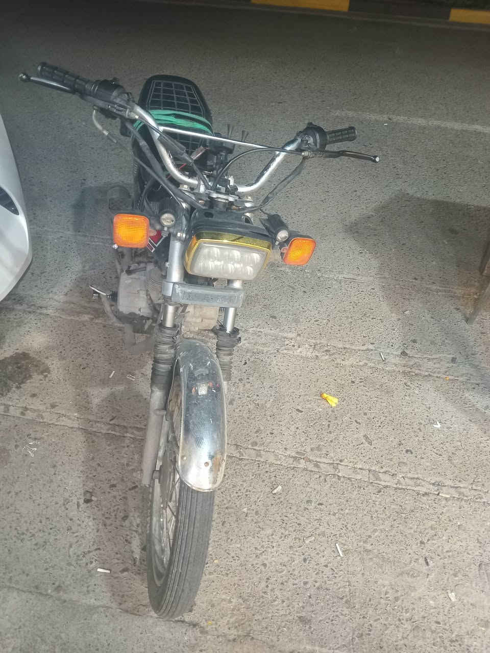 سلام عليكم ميتور سيفان للبيع من شهر طبقت محركو جديد بس بدو عيار صباب ميتور تبع شغل ياخدك و يجيبك ادفاع فيو سعر بنور الله و خدو ***********تواصل واتس
