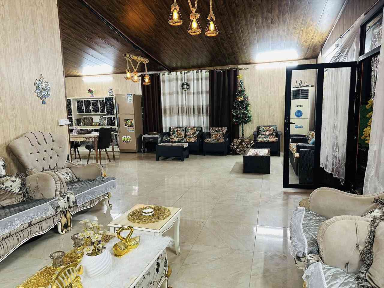 مزرعه كوخ المدائن الجعارة مسبح مغلق موثقة بتطبيق اجرلي سعر الشفت ١٥٠ موبايل ***********
