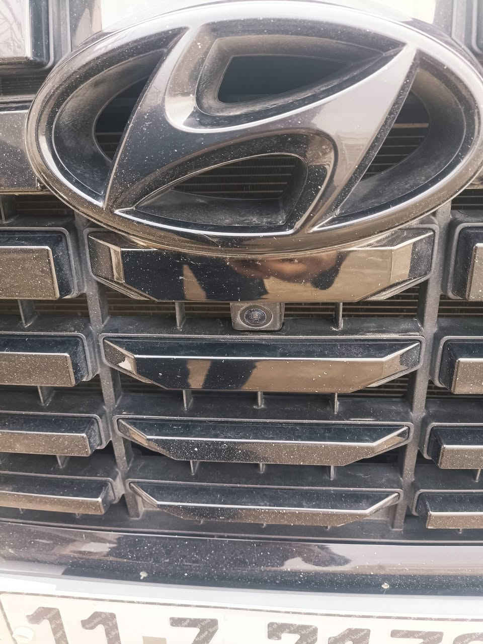 السلام عليكم للبيع بلسايد موديل 2025 مستلمها من الشركه  زيرو خليجي مكفوله من الزلغ والخدش وحاليا ماشيه 38 السياره فول شنو ابالك مواصفات بيها 4 كامرات رادارات جلد تدفئه تبريد كشن خزن بانوراما نضام صوت انفنتي جنطه ذكيه وشفط شاشه متصله مودات قياده السياره شرط ترايها زيرو كل نقص مابيها رقم بغداد دولي تحويل بنفس اليوم سعرها 42 الف مكاني ناصريه واتواجد ببغداد مرات ***********
