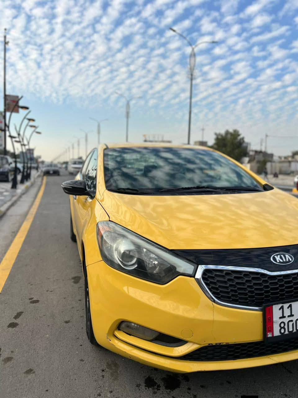 السلام عليكم كيا فورتي موديل 2016السياره أمريكيه حادث السياره جاملغ الامامي اليمن وباب وصور الحادث مرفقه بدون دواخل  بدون السعررر(١١٠) ***********السياره ما مشتغله تكسي اشاير بل مري تخم تاير جدد محرك١٨٠٠ دوش  كير ومحرك مكفولات تبريد وتدفئة شغالات تبريد ثلج ودسمه عامه  رقم الانگليزي بأسمي مشروع وطني ثاني يوم تحويل هزه جديده الشراي يتصل مكان سياره بغداد
