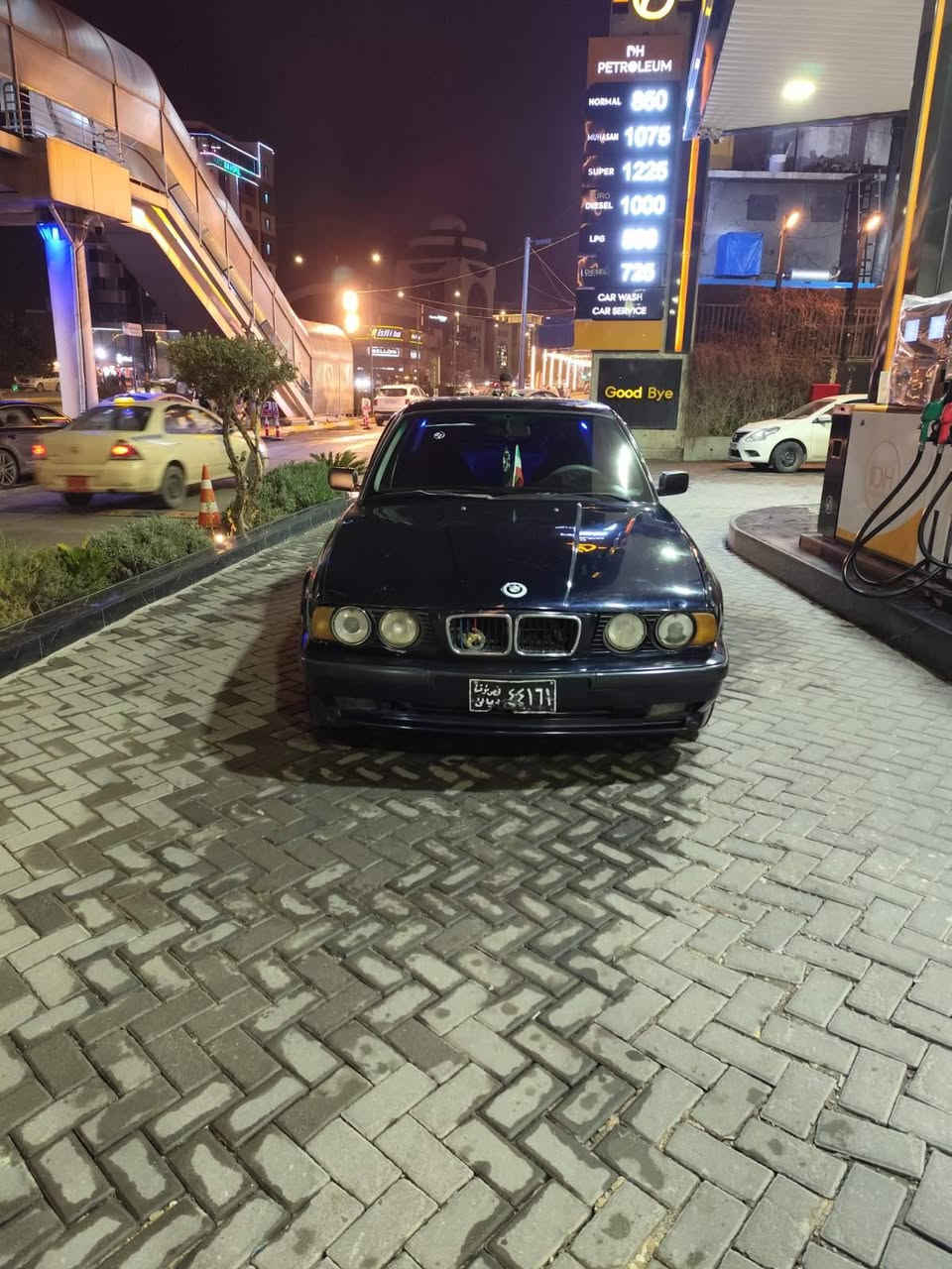 سڵاوی خوای گەورەتان لێبێت ژم(***********)***********bmw مۆدیل 92 ئاڕم سڵێمانێ  بەشەرتی ئەوەلیات ،، مەکینە 520 کەپسی دیجتاڵ گێڕ عادی سڵاید  دوو جام کارەبا تایوویل سپۆرت دەعمی سپۆرت سەیارەکە دواو پێشی کەپسە شانو سەقفی بەشەرت دەعمو لێدراوی هیچ نیە سەیارەکە گێڕو مەکینەو ئەکسلی بەشەرت کارەبای کامل مەزبوتە  کامل گیانی مەزبوتەو بێ مەسروفە کەرمیو ناو گێچ و دارو بەردی ئیش ئەکات ،، بۆ فرۆشتن لە سلێمانیم سعری 28 گەڵاو معامەلەیەکی زۆر زۆر کەم بەروخسەتی ئادمینی🌹🌹
