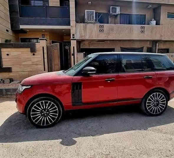 مواصفات
--------------
#Rangeـrover
رانج روفر. (  فوك. ). HSE
موديل   (2015). خليجي
لون مميز جدٱ
ماشيه(100)km
8 سلندر
ابوب شفط
بصمة الابواب
دواسة كهربائي
صندوق كهربائي
قمارة اسود بلاك ادشن
.نضام تعليق هوائي  (جكات3 وضعيات)
نوع المقاعد كهربائي ( جلد تدفئة تبريد )
حساسات امامي وخلفي و رادار
شاشة DVD  وتوجد مواصفات اخرى و مميزه
___( ملاحظه )صبغ دعامية امامية  وباب شبر
وشخط باب وجاملغ السايق
تخم تاير جديد
مكان السيارة  بغداد  زيونة
السعر    (30) الف دولار
للاستفسار لاتصال بيع سريع
على ،📞  ***********
