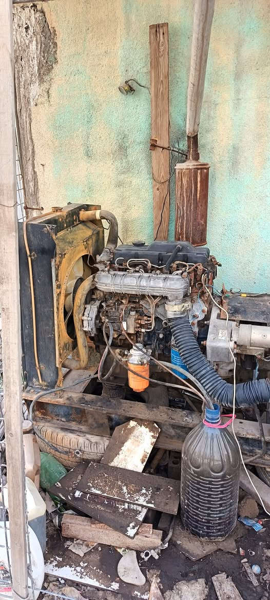 مولدة كيا ٢٧٠٠ /٣٠ كي في السعر ١٢ ورقة العنوان كركوك، رقم الجوال ***********
