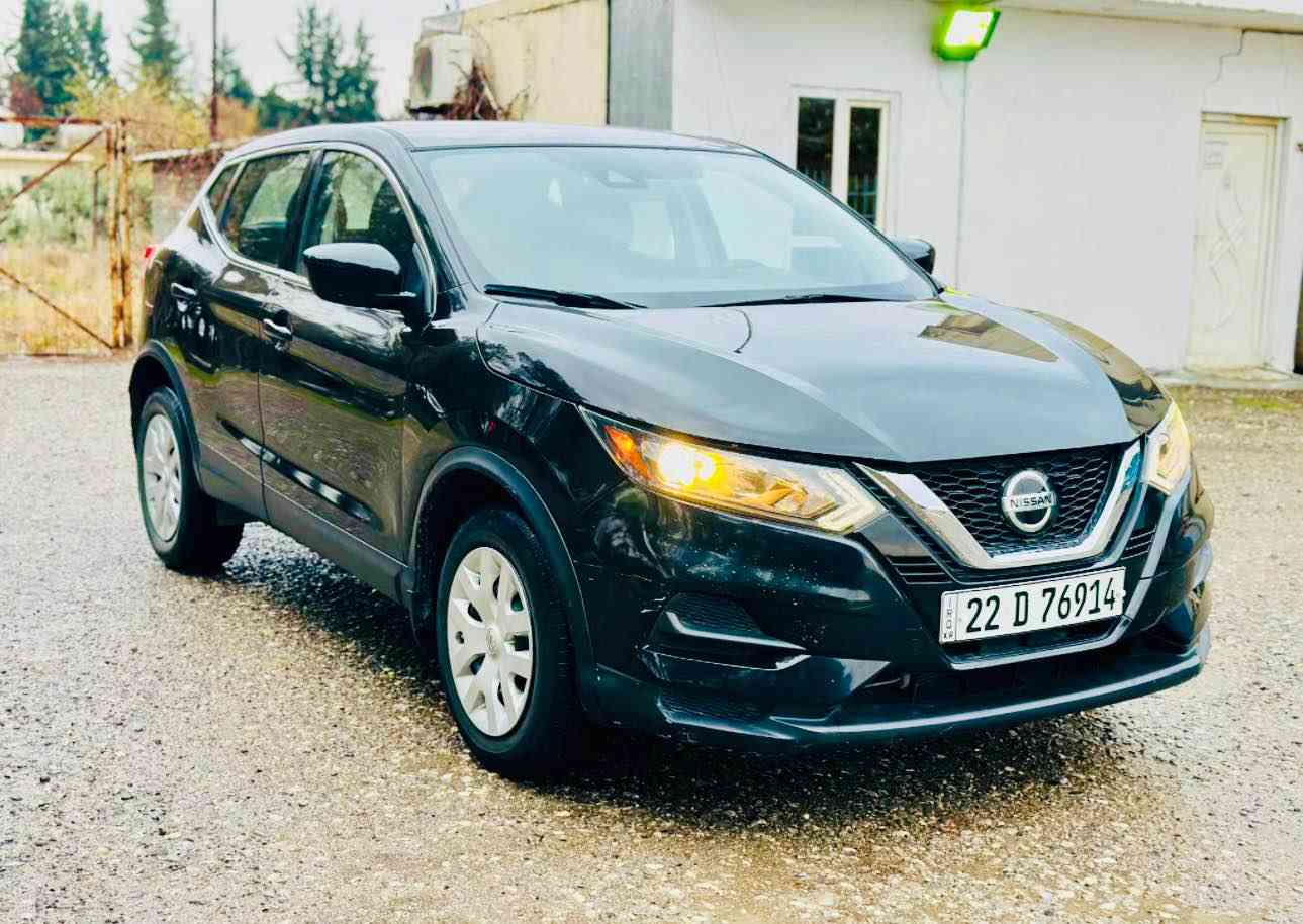 نيسان روگ سبورت امريكى چوار پستون  ٢٠٢٠ ده بل ئه كسل پارچه يه ك بوياخ بستيك درگاكه ى به بى ناوگرتن مواسه فاتى رادارى پيش و دواو ته نيشته فوله ته نها سلايد نيه .
گيرو مه كينه به شه رت ته نها63 هه زار رو شتووه 
سه نه وى تازه يه 
نرخى 146 
ره قه م شانصى و سونه رم داناوه مشته ريت ته له فون بكه 
*********** دار بنديهكان, السليمانية
