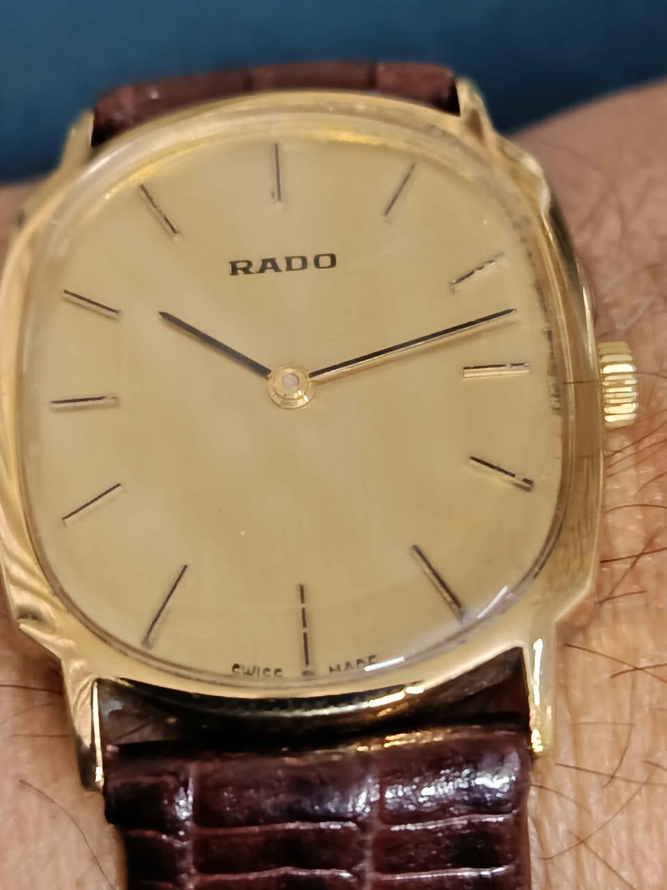 ماركة رادو الفخمة
نصب تكويك 
طلاء ذهب 
دكمة بلادي 
نظافة ممتازة بغداد, العراق


**إذا كنت صاحب هذا الإعلان وتريد حذفه لأي سبب، رجاءا أرسل رسالة إلى الدعم الفني**