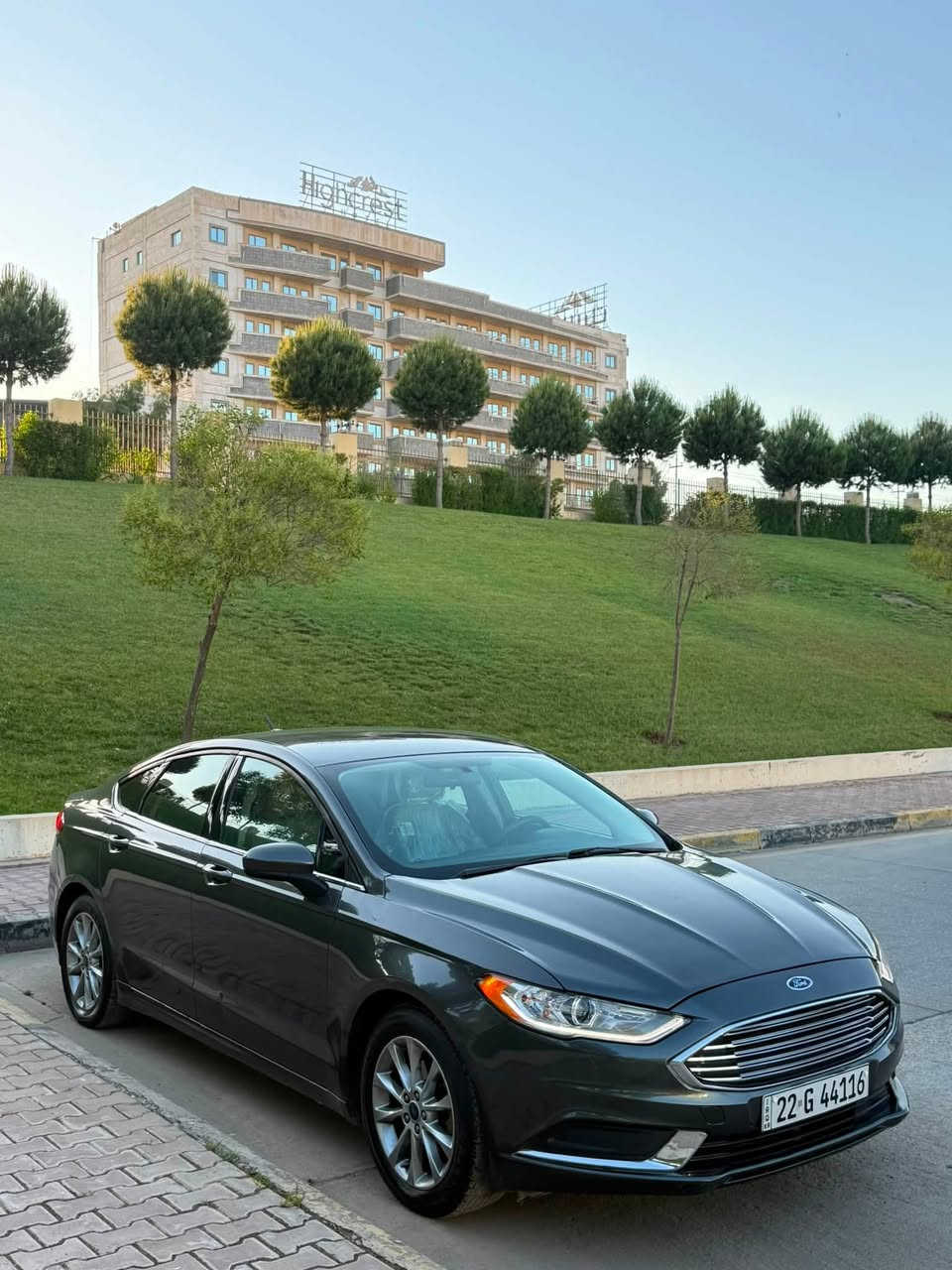 السلام عليكم ورحمة الله وبركاته
‏‎       ——— لـلـبـيع  ———

‏‎ فورد فيوچن .      —      Ford Fusion

‏‎وراد أمريكي.        —  ايرباك الستيرن 

‏‎الموديل               — 2017 

فئة                      — SE  

حجم المكينه       — V4/2500 

‏‎اللون                   — نفطي   

المسافه المقطوعه —134.000 

حالة السياره.    — جاملغ امامي صبغ - البنيد گلير فقط  ( صور الحادث داخل المنشور  ) 

‏‎المواصفات 
‏‎- بصمة تشغيل
‏‎-ترحيب عند الاقتراب 
-ليد نهاري 
‏‎- شاشه 
‏‎-تبريد منفصل 
-داخل لونين 
-تبريد قطعتين 
‏‎- بگ لايت LED 
‏‎- كود باب 
‏‎-تحكم ستيرن جهتين 
‏‎-تحديد سرعه 
‏‎-مانع انزلاق 
-كرسي السايق والراكب بحركة كهربائيه 
‏‎-ليد نهاري
‏‎-گير ماوس 
‏‎-كامره خلفيه دواره
‏‎باقي المواصفات المعروفه 

‏‎السعر            — اكتب تم ويوصلك السعر مباشر 

رقم السياره    — اربيل  

‏‎موقع  السياره — السليمانية

‏‎للأستفسار.     — ***********—***********
